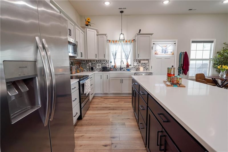 73 451 Rd, Warrensburg, MO 64093