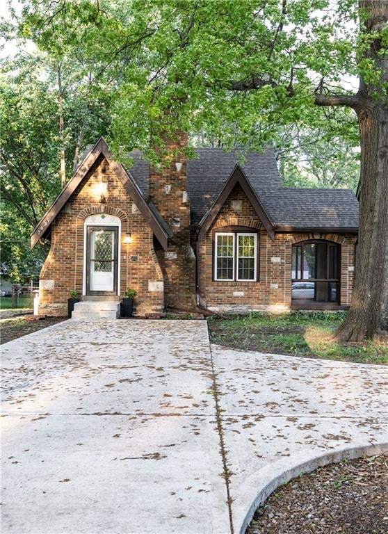 7639 Holmes Rd, Kansas City, MO 64131