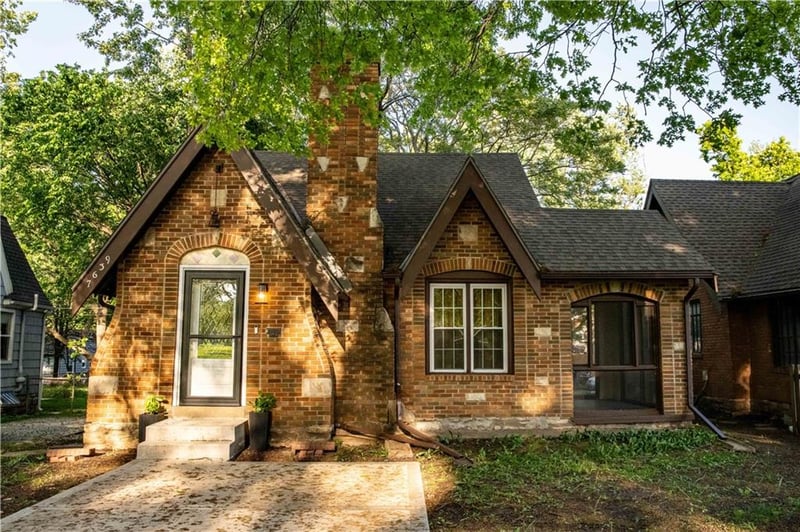 7639 Holmes Rd, Kansas City, MO 64131