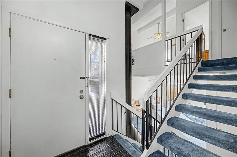 10851 Rosehill Rd, Overland Park, KS 66210