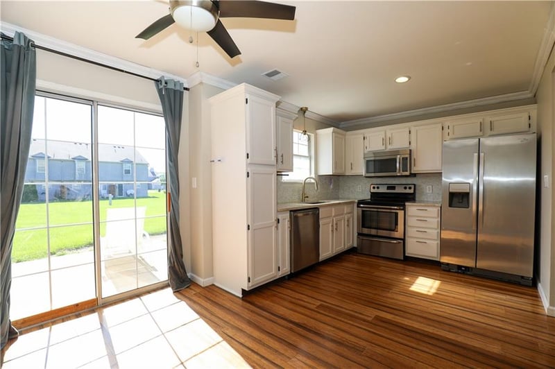 5635 Sunrise Meadow Cir, Lee's Summit, MO 64064