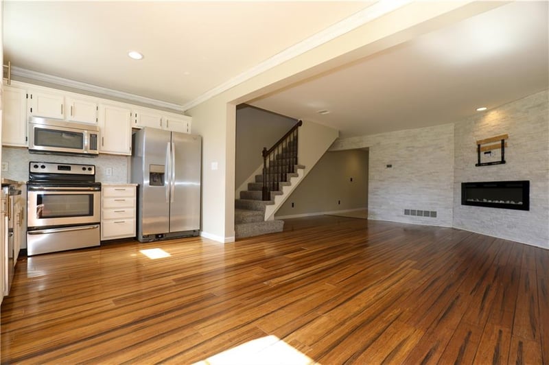 5635 Sunrise Meadow Cir, Lee's Summit, MO 64064
