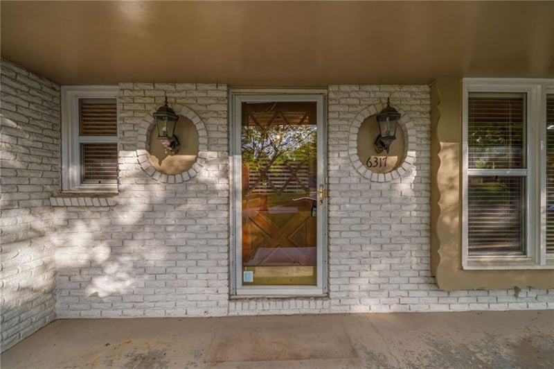 6317 Sterling Ave, Raytown, MO 64133
