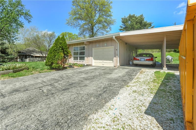 6328 Roswell Ave, Kansas City, KS 66104