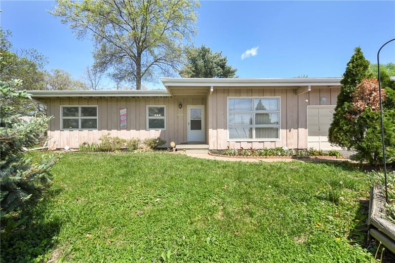 6328 Roswell Ave, Kansas City, KS 66104