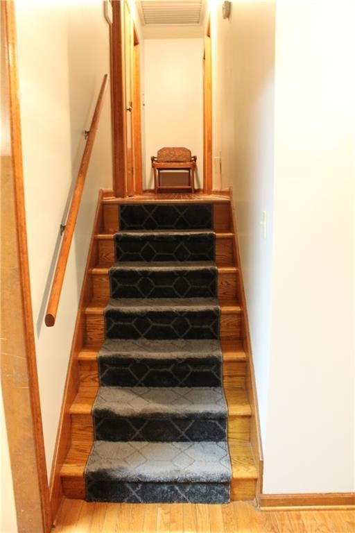 1012 Eastman St, Blue Springs, MO 64015