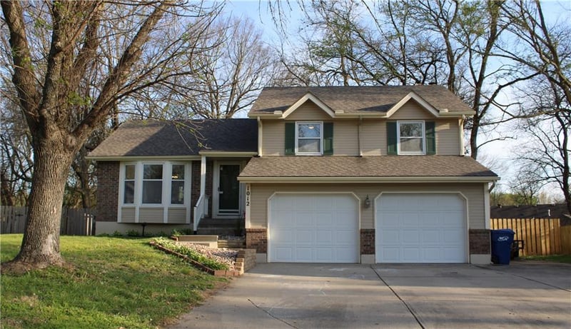 1012 Eastman St, Blue Springs, MO 64015