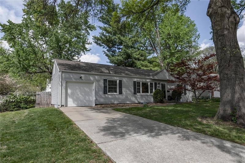 4600 54th Ter, Roeland Park, KS 66205