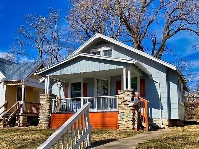 4028 68th Ter, Kansas City, MO 64132
