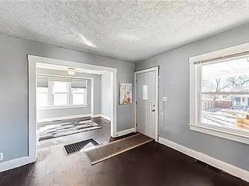 4028 E 68th Ter, Kansas City, MO 64132