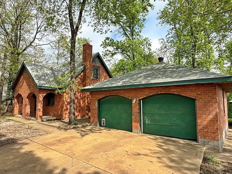 1649 E 126 Rd, El Dorado Springs, MO 64744