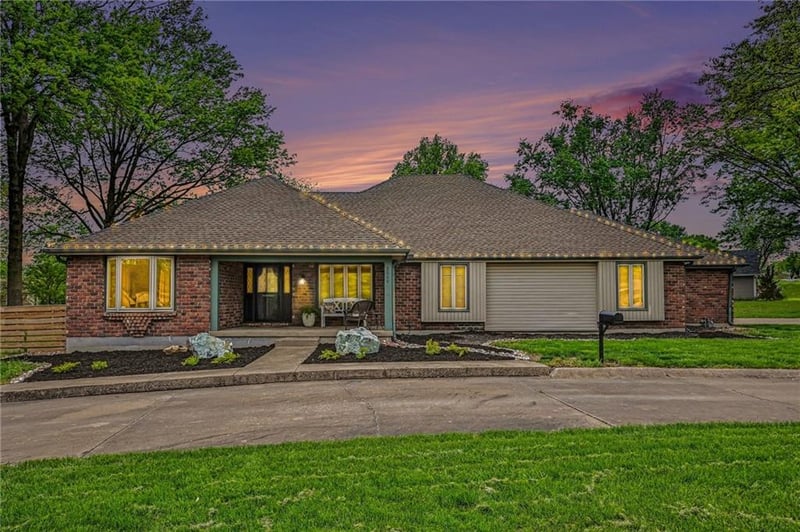 2000 June St, Excelsior Springs, MO 64024