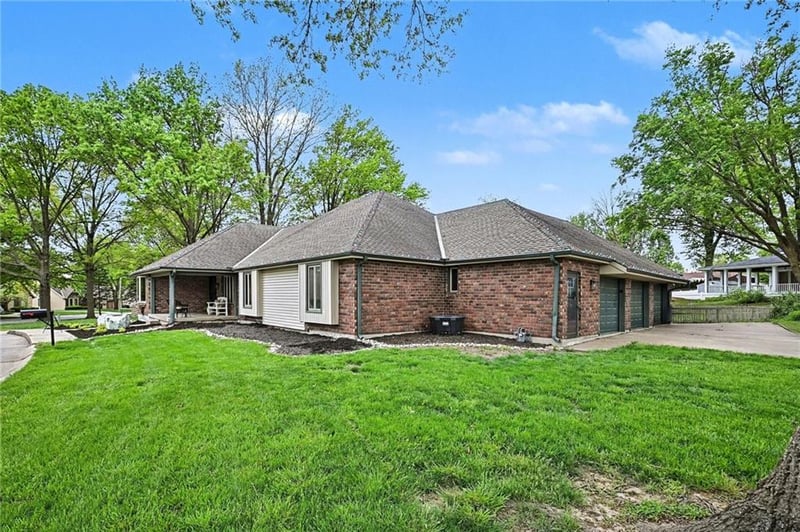 2000 June St, Excelsior Springs, MO 64024