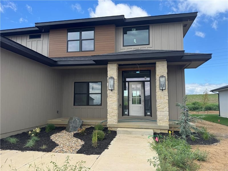 11427 Rye Dr, Kearney, MO 64060