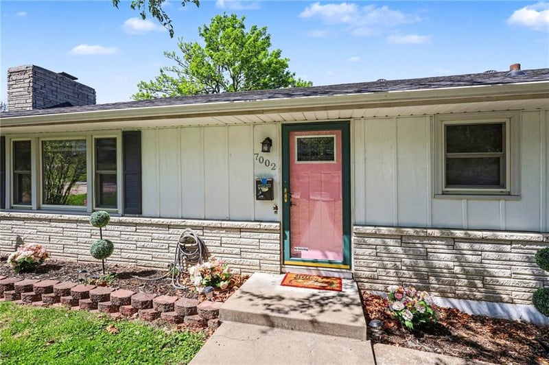 7002 Baltimore Ave, Gladstone, MO 64118