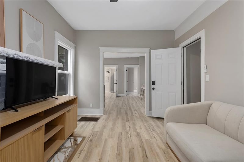 4108 Mcgee St, Kansas City, MO 64111