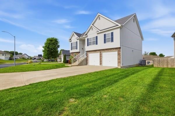 1219 Wildflower Rd, Warrensburg, MO 64093