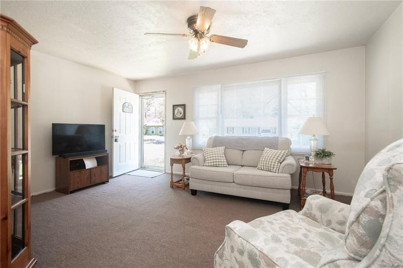 11318 Marsh St, Kansas City, MO 64134