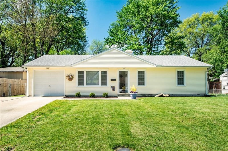 11318 Marsh St, Kansas City, MO 64134