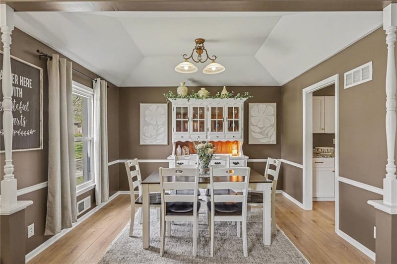 9901 Wayne Ave, Kansas City, MO 64131