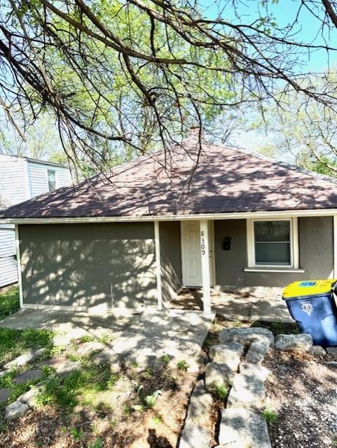 8309 Wabash Ave, Kansas City, MO 64132
