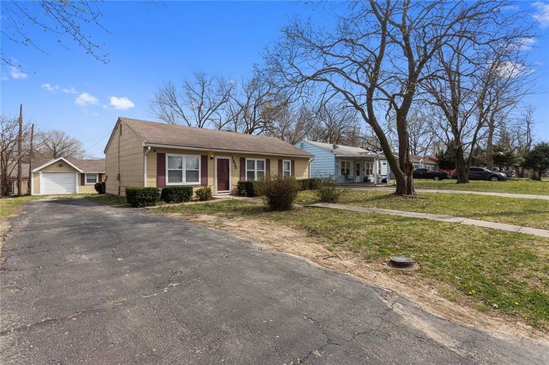 1825 47th St, Kansas City, KS 66102