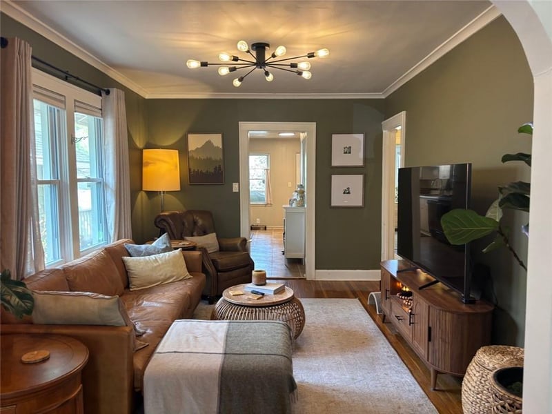 26 73rd Ter, Kansas City, MO 64114