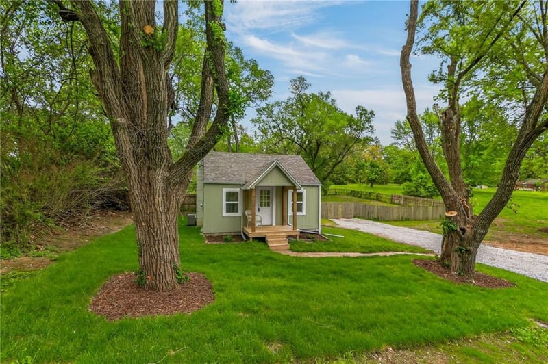 5915 Marion Ave, Kansas City, MO 64133