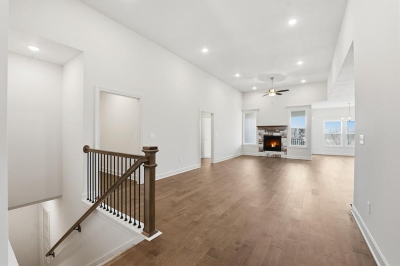 10022 Oakland Ave, Kansas City, MO 64157