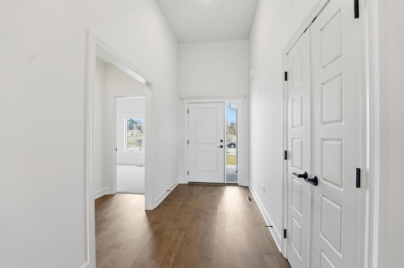 10022 Oakland Ave, Kansas City, MO 64157