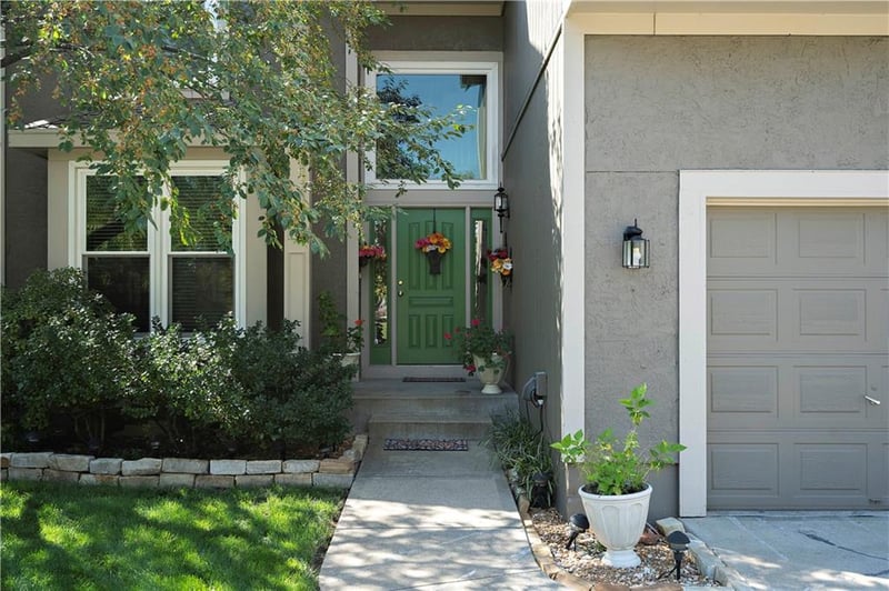 12134 Craig Ln, Overland Park, KS 66213