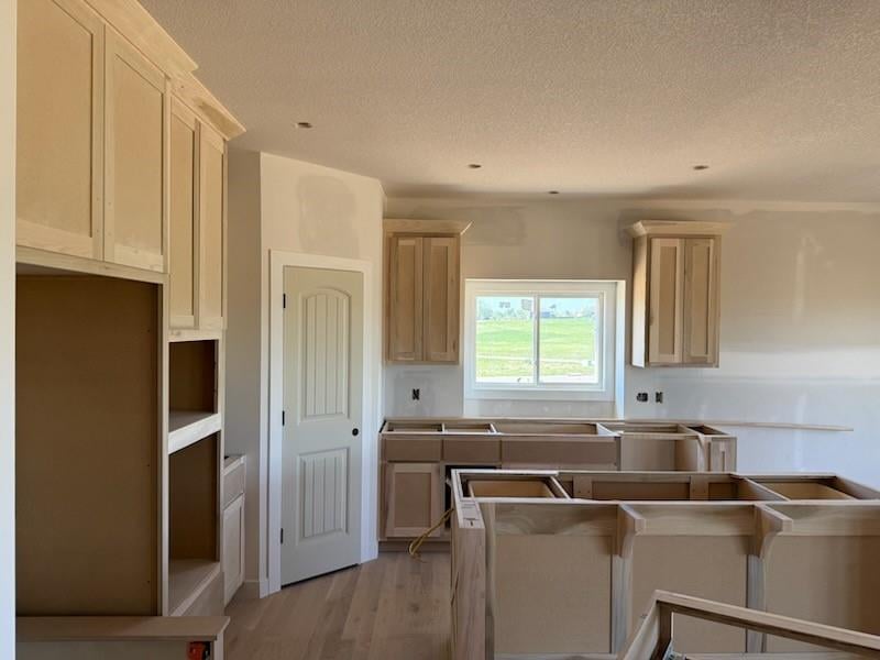 4605 Valley Ridge Ct, St Joseph, MO 64505