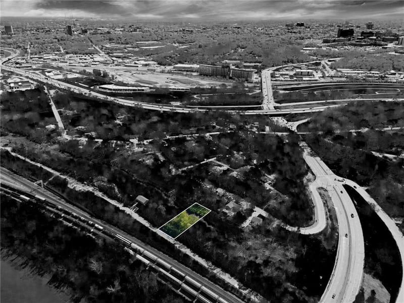 573 Metropolitan Ave, Kansas City, KS 66103