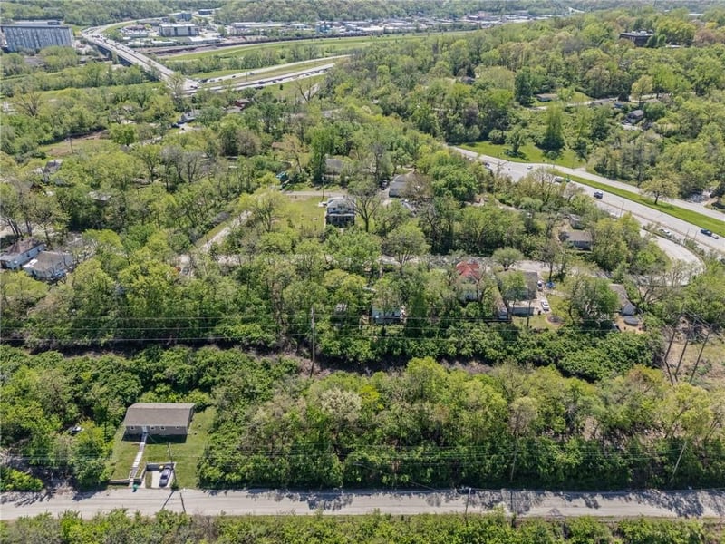 573 Metropolitan Ave, Kansas City, KS 66103