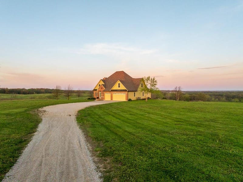 1978 County Road 11517 Rd, Rich Hill, MO 64779