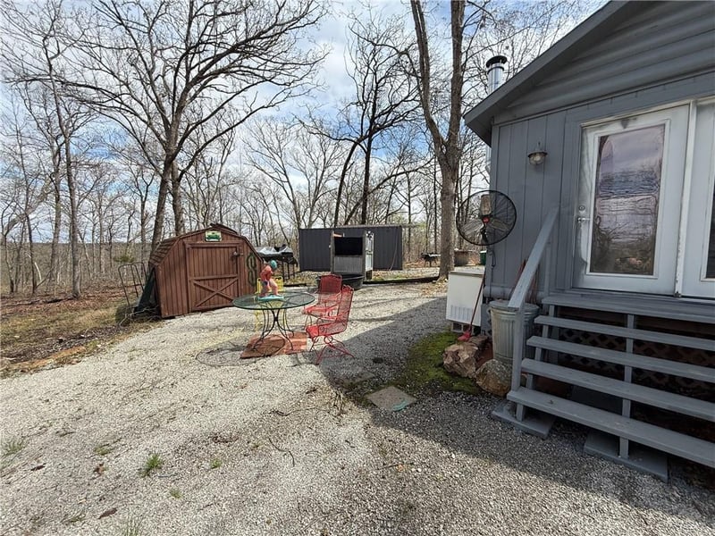 991 976 Rd, Deepwater, MO 64740