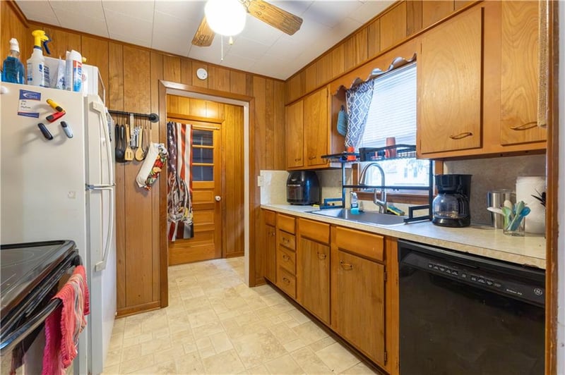 709 Broad St, Tarkio, MO 64491