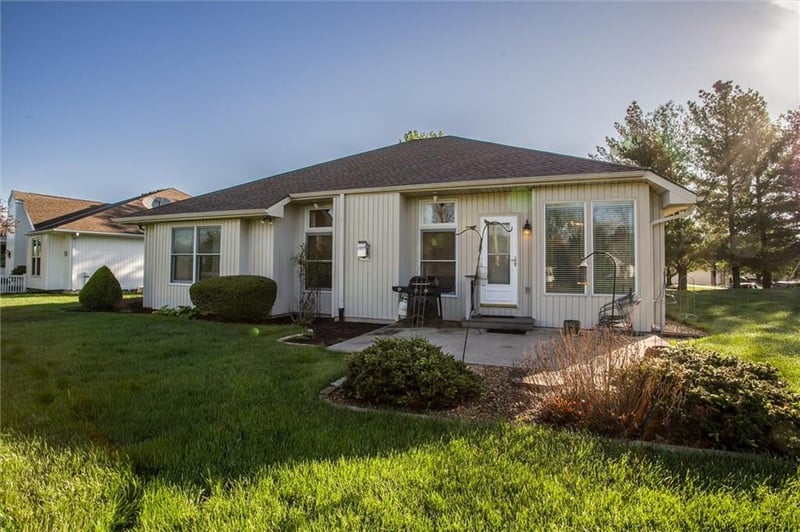 3316 Victoria Dr, Blue Springs, MO 64015