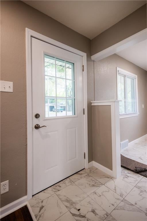 2911 Faraon St, St Joseph, MO 64501