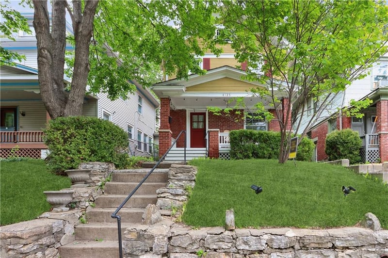 4125 Charlotte St, Kansas City, MO 64110
