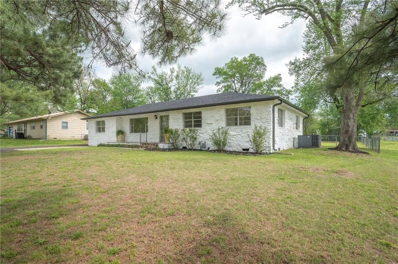 624 21st St, Galena, KS 66739