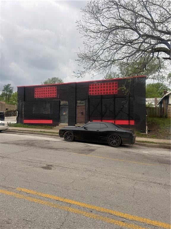 5528 Prospect Ave, Kansas City, MO 64130