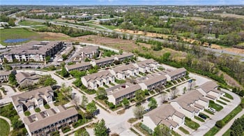 8156 N Oakley Unit 17 D Ave, Kansas City, MO 64119