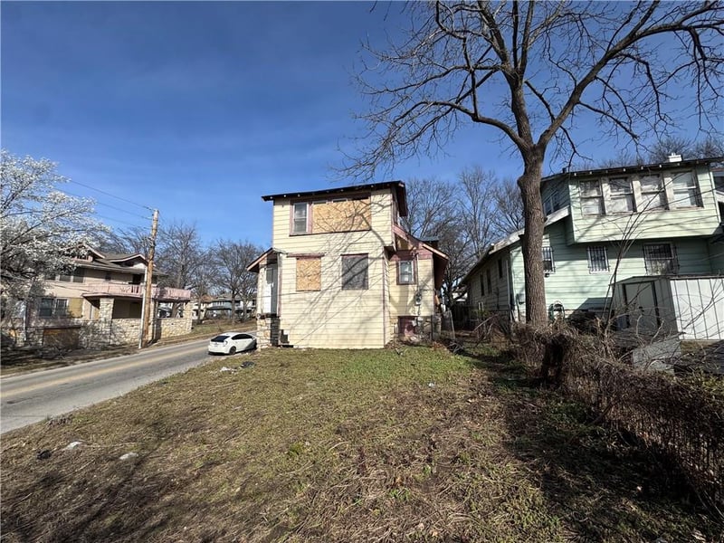 3900 Benton Blvd, Kansas City, MO 64130