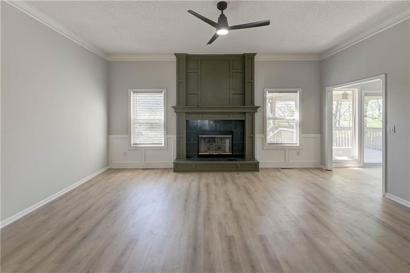 4300 Blue Jay Cir, Lee's Summit, MO 64064