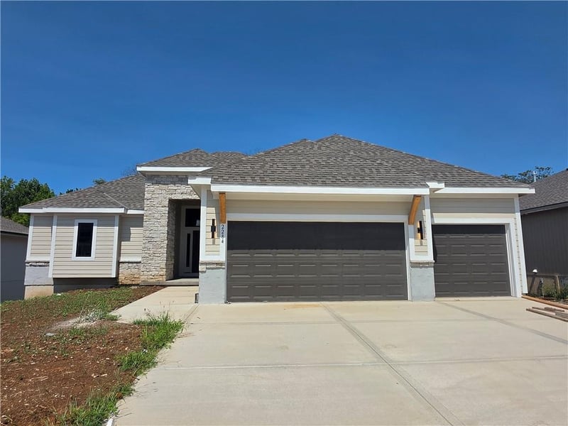 2284 Wabash St, Olathe, KS 66061
