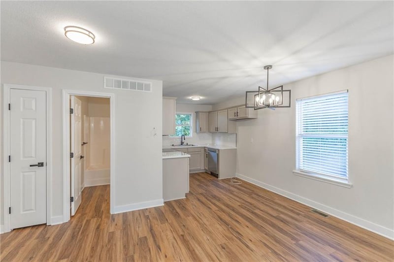 8855 Ann Ave, Kansas City, KS 66112