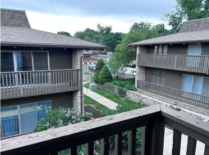 423 104th St #C, Kansas City, MO 64114