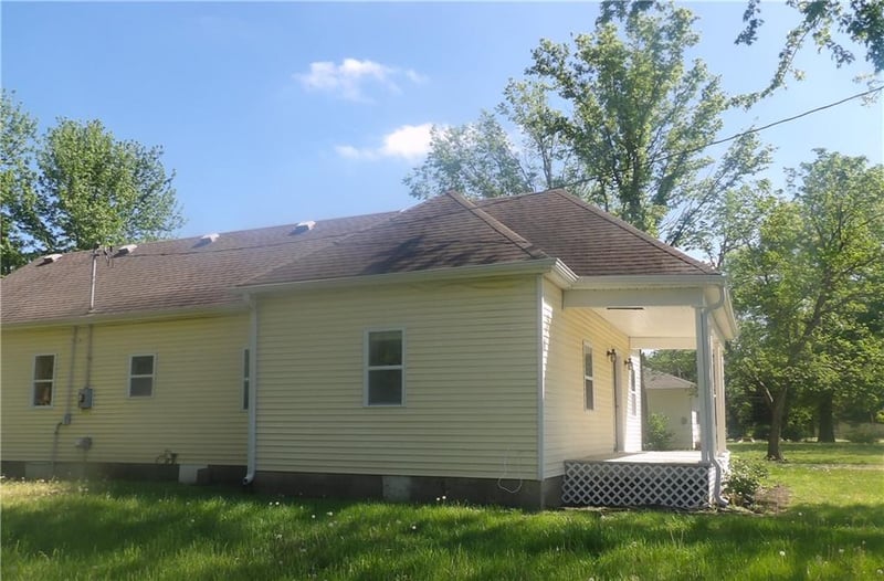 316 Hickory St, Garnett, KS 66032