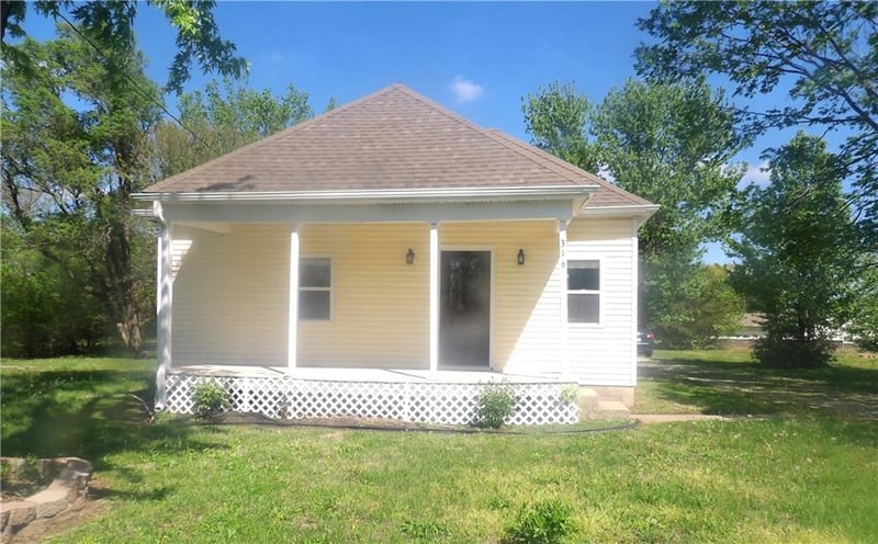 316 Hickory St, Garnett, KS 66032